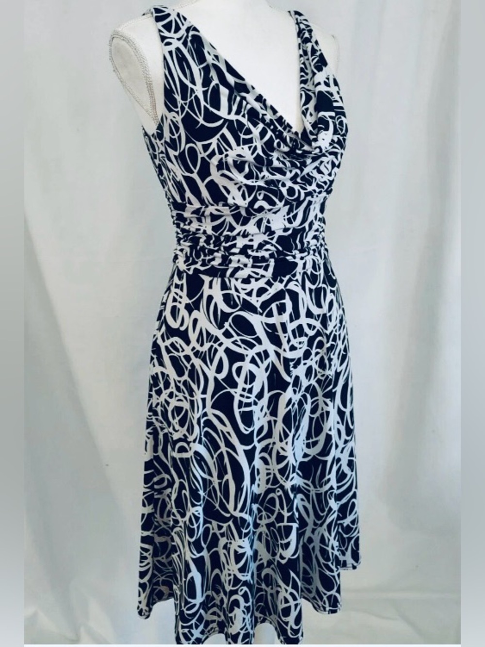 White House Black Market Jersey Fit & Flare Cowl Neck Ruched Waist Size 10